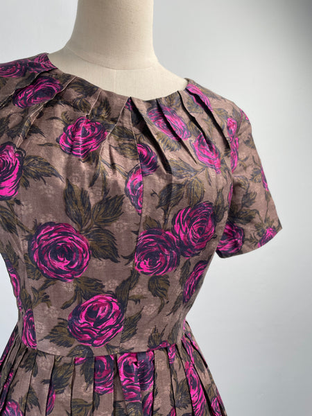 Viva En Rose | Vintage 1950s 1960s Madmen era cocktail dress with rose print