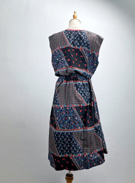 Artie | Vintage 1960s 1970s mixed print floral and grid lines geometric dress