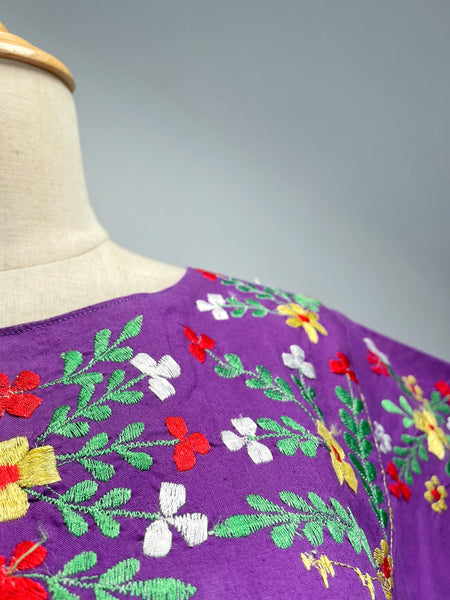 { Rare find } Perry | Vintage 1960s embroidered kaftan in Royal purple