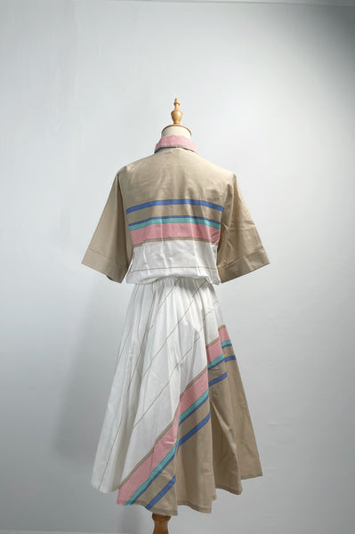 Must-have! | Addison | Vintage 1970s 1980s diagonala stripes lightweight fit-and-flare dress