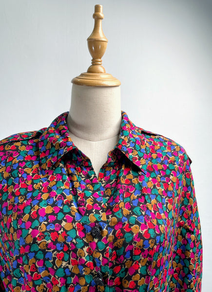 Hearts in flight | Vintage 1980s hearts-print dress with Embellished buttons