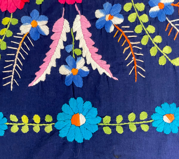Valencia | Vintage 1960s 1970s Navy blue embroidered Mexican Kaftan Dress