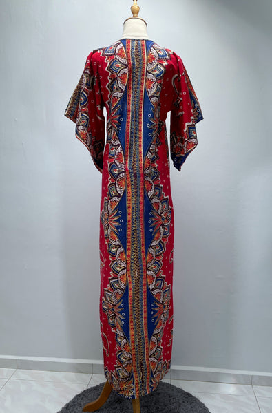 Frankie | Vintage 1960s 1970s Dashiki Handkerchief sleeves Long maxi Batik print dress
