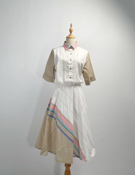Must-have! | Addison | Vintage 1970s 1980s diagonala stripes lightweight fit-and-flare dress