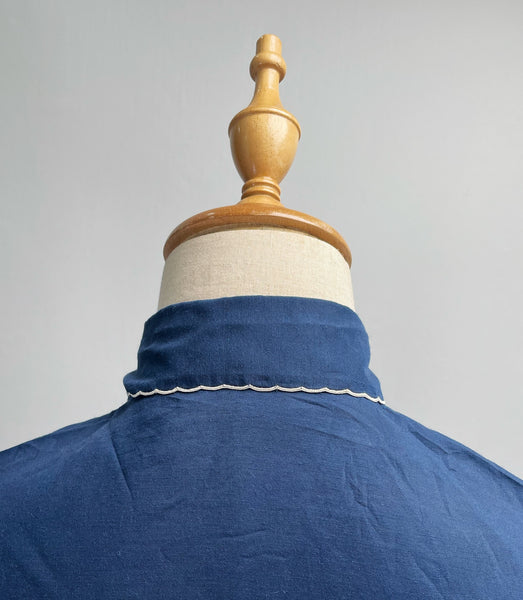 { Very Rare Find } Vintage 50s 60s embroidered dark Navy blue  collared blouse