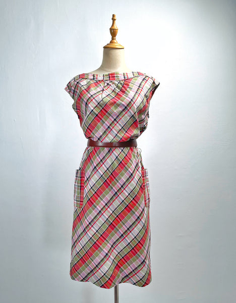 Gemma | Vintage 1990s checkered Lands’ End sheath dress with huge front pockets