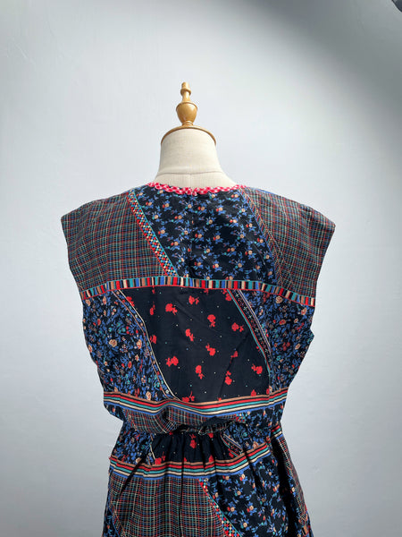 Artie | Vintage 1960s 1970s mixed print floral and grid lines geometric dress