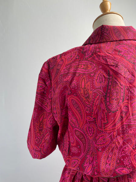 Must-have | Peyton | Vintage 1980s paisley pink red and orange jacket lapel dress | size S - M
