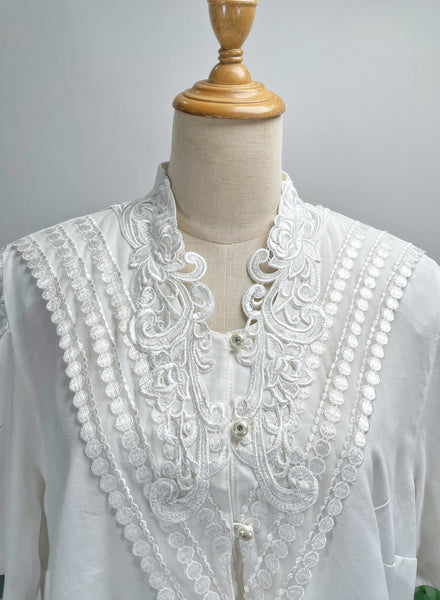 Vintage 1950s romantic Embroidered Lace V-Neck Blouse with Pearl Buttons