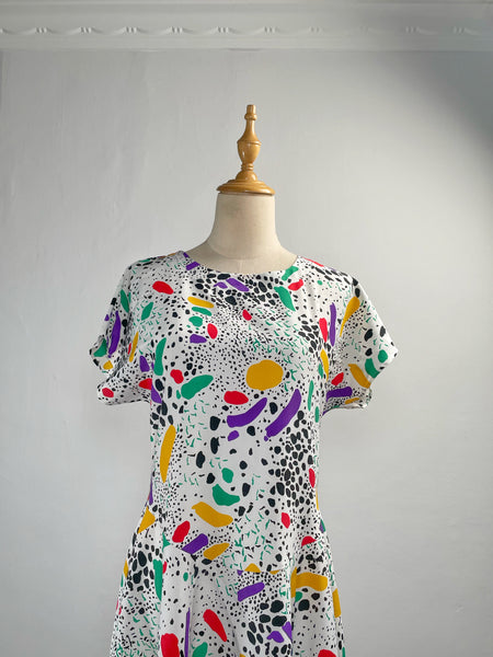 Must-have! | Cherlene | Vintage 1980s 1990s retro colourful pop art print glared dress