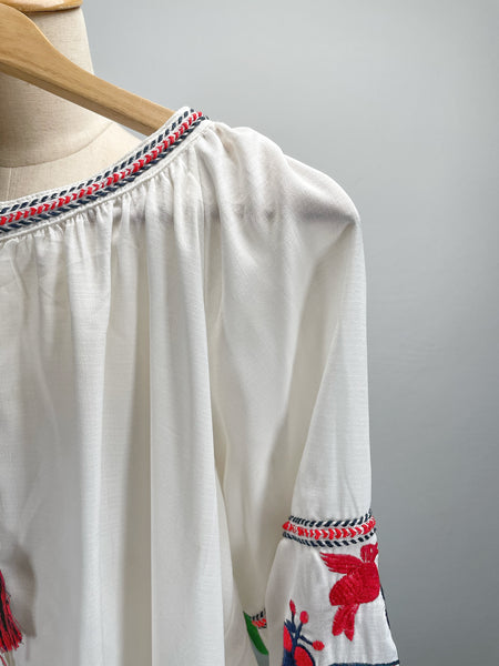 Vintage 1960s 1970s Hippie style Embroidered Boho Tunic Dress - Off-White Cotton Blend | {Rare Find}