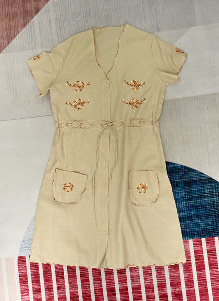 Piper | Vintage 1960s/1950s Scallop trim embroidered drawstring dress