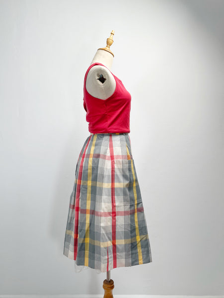 Eva | Vintage 1970s plaid yellow red grey skirt with big pockets