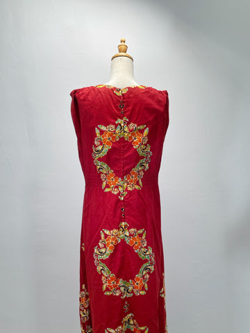 Must-Have! | Erina | Vintage 1960s 1970s Cherry red Batik long dress ruched shoulder details