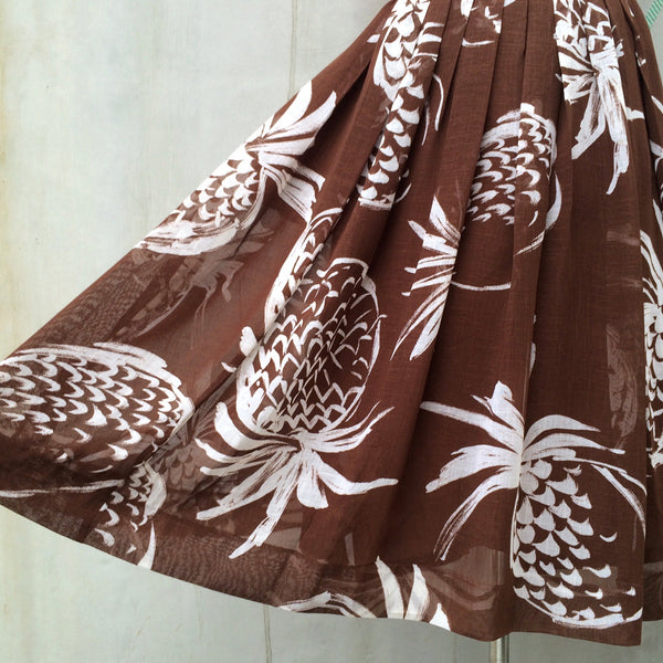 Pina Colada | Vintage 1960s/70s Pineapple print Swing novelty print Skirt