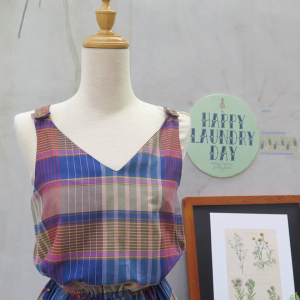 Checks checked! | Vintage 1980s-does-1950s Plaid checkered Summer-ready Sundress