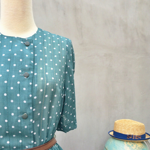 On the Dot | Vintage 1940s/50s polka dot day dress with Pockets