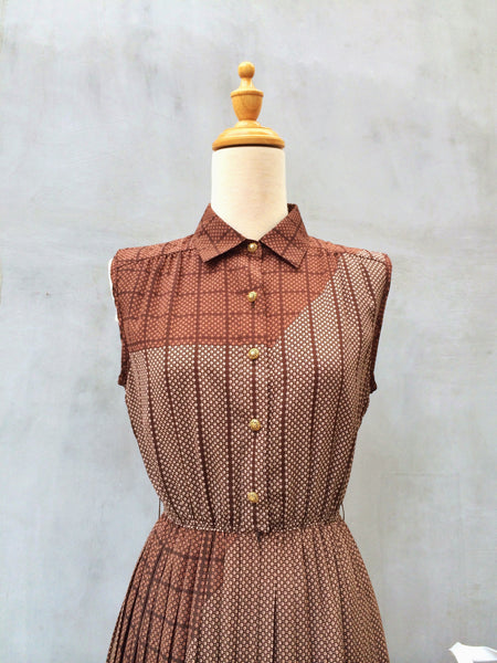 Chocolates Always | Vintage 1970s polka dot Zorro accordion pleats dress