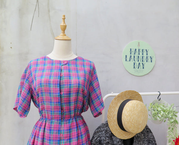 Henny Penny | Vintage 1950s 1960s Fuchsia pink and turquoise gingham plaid Middle Slit button dress