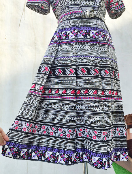 SALE! |Animation Wonderland | Vintage 1970s ethnic aztec and tribal print Day dress