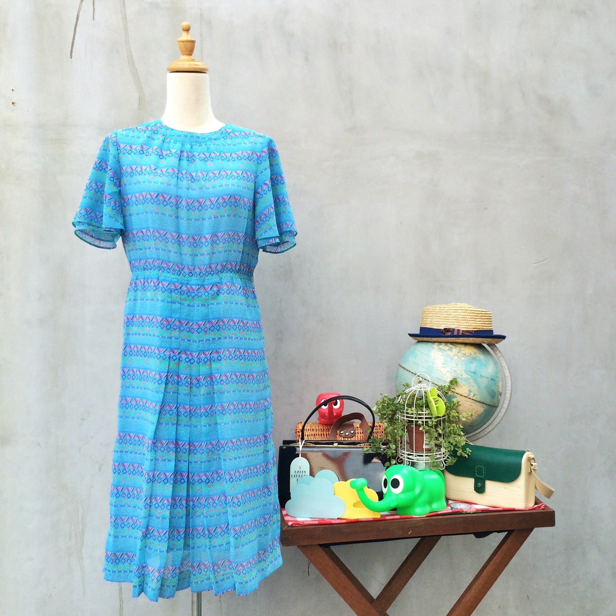 SALE! | Patty Cakes | Vintage 1940s polka dot and zig zag print Day Dress