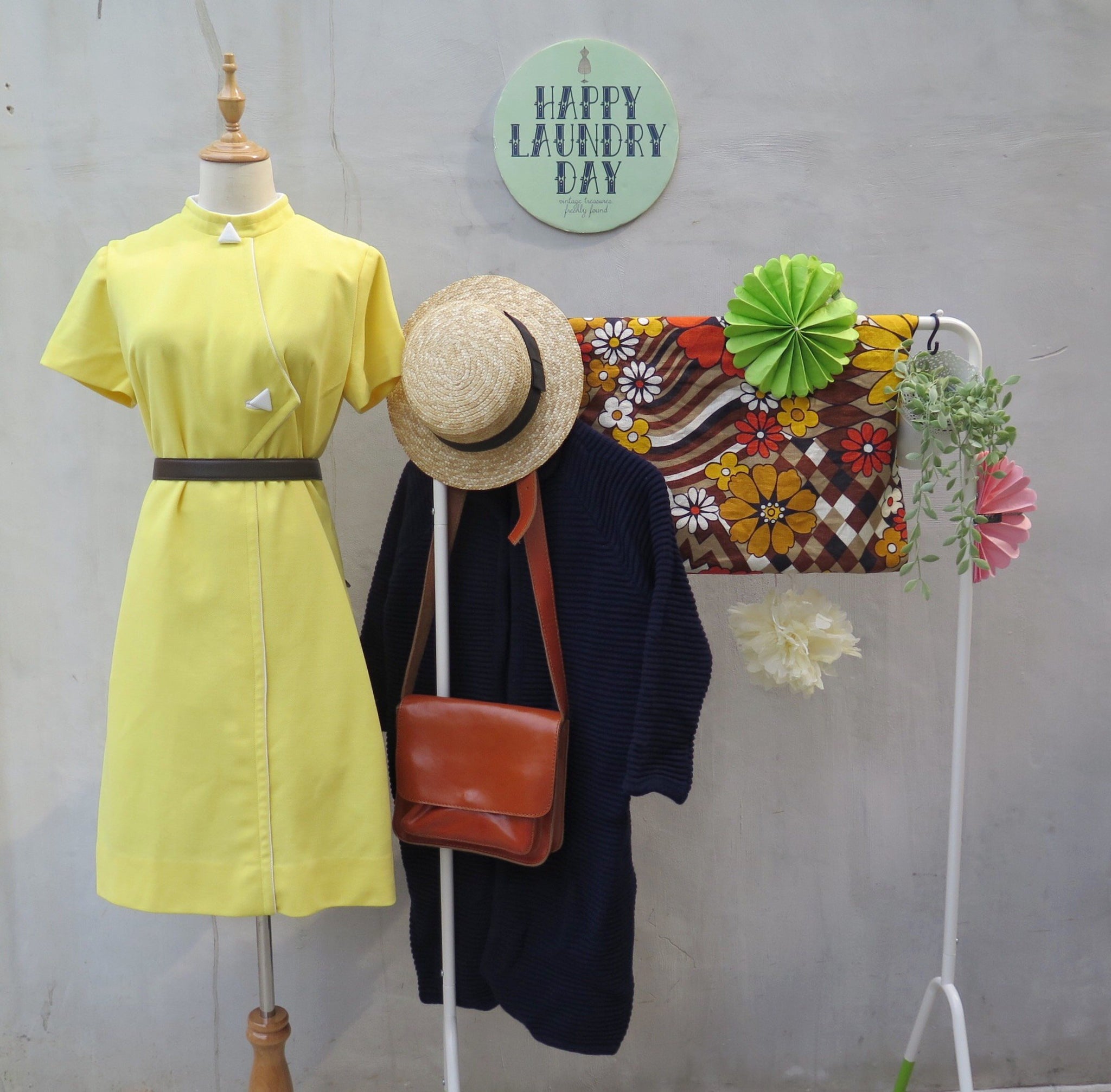 The Canary Sings | Vintage 1960s Twiggy mod A-line dress with Funky retro lines and buttons