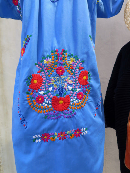 Vintage 1960s 1970s floral mexican Oxacan hand-embroidered caftan midi hippie bohemian dress | Sky Blossoms |