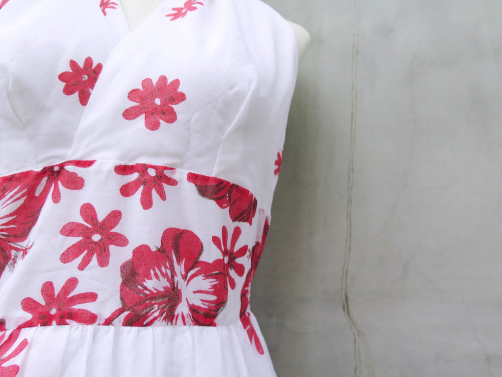Tiki Kitty | Vintage 1950s 1960s Maxi Halter dress Hawaiian inspired C Happy Laundry Day Vintage Tiki Kitty | Vintage 1950s 1960s Maxi Halter dress Hawaiian inspired C Happy Laundry Day Vintage