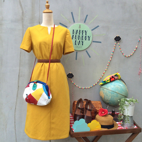 Muster up Mustard | Vintage 1960s twiggy mod Mustard Yellow Shift dress
