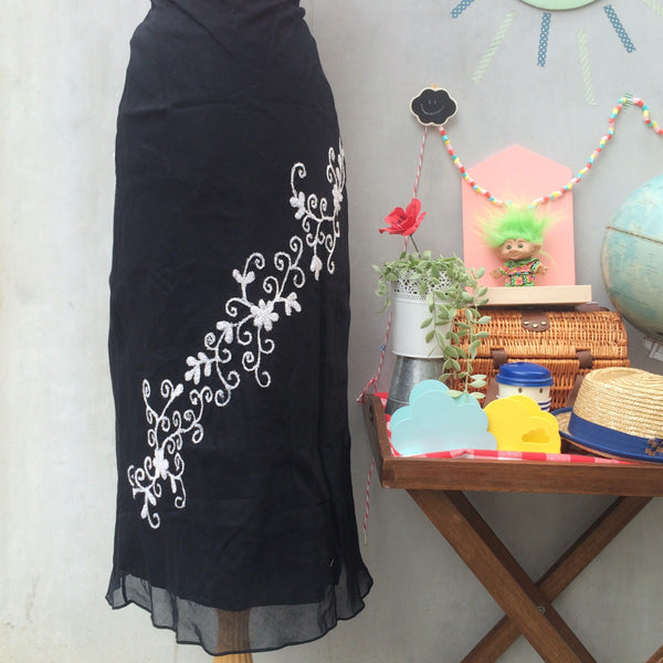 SALE! | Old School Traveller | Vintage 1990s-does-1920s cotton Black Maxi skirt