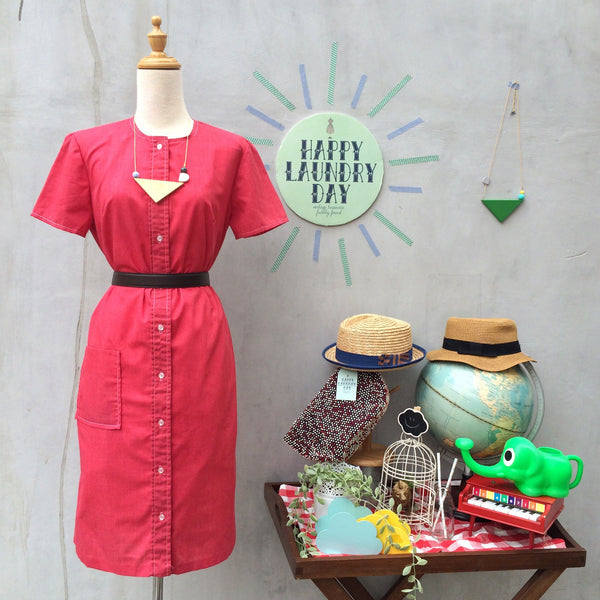 Simply Red | Vintage 1960s retro mod Shirt dress