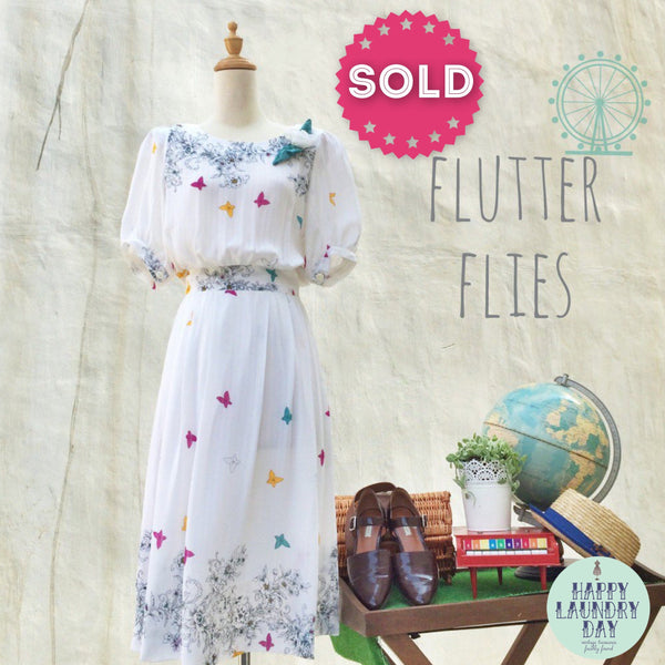 SALE! | Flutter-Flies | Vintage 1970s hippie bohemian Floral and butterflies soft flowing Party Dress