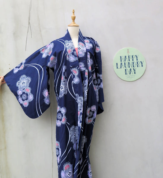 Sakura | Vintage 1960s 1970s oriental Japanese cherry blossom print Fireworks Dark blue Long traditional Kimono