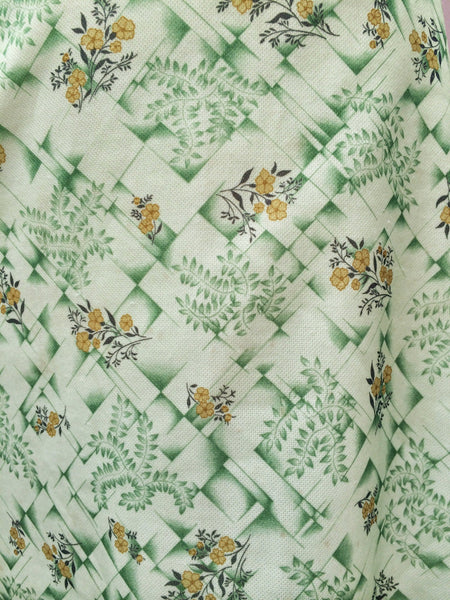SALE ! |  Flowers Squared | Vintage 70s green A-line yellow flower Skirt