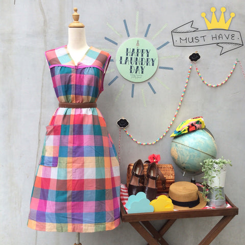 Must Have! | Rainbow's End | Vintage 1980s Rainbow-coloerd plaid checkered dress | Dress with pockets