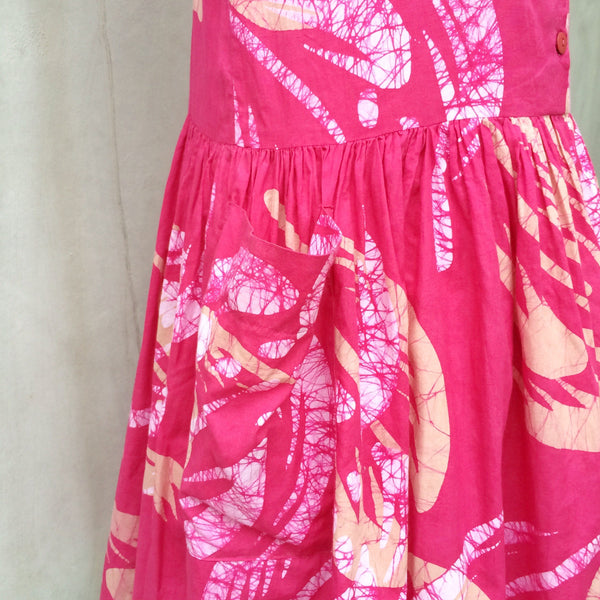 Pinking Batik | VIntage 1970s hippie Batik bohemian sundress with Pockets