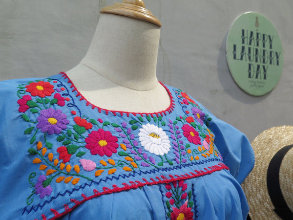 Vintage 1960s 1970s floral mexican Oxacan hand-embroidered caftan midi hippie bohemian dress | Sky Blossoms |