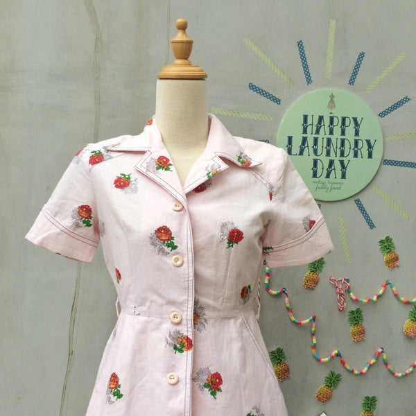 Roses are Red | Vintage 1950s 1960s Rose print Pink Day dress with Pockets