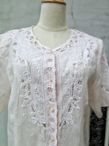 Light and light | Vintage 1960s 1970s Pernakan-style Hand embroidered Vintage Linen Blouse Jacket