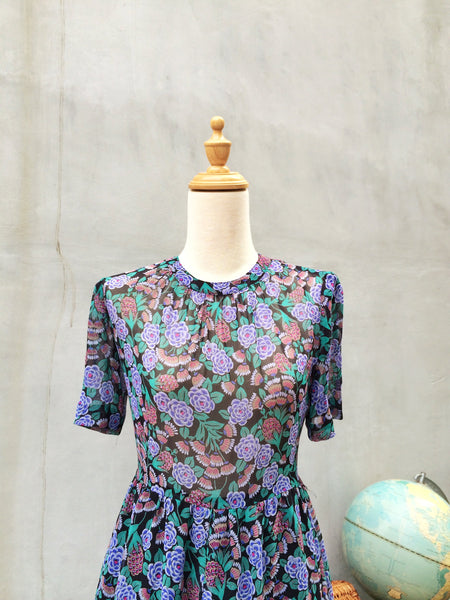 SALE! | Lavender Spring | Vintage 1940s style Floral retro tulips and roses