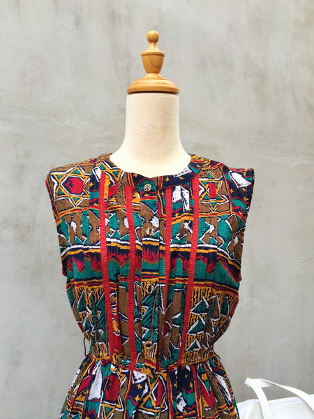 Hola! | 70s Vintage Feliz Navidad ethnic art print Dress