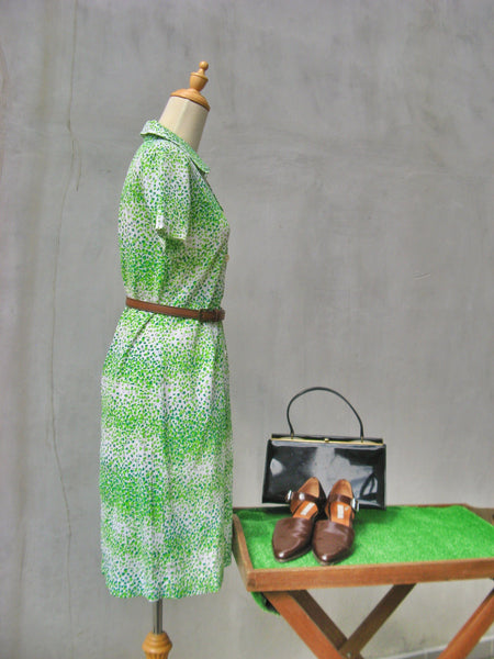 Green Green Grass | Cute retro Vintage 70s polka dot small print Green dress
