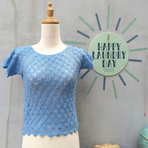 She sells Seashells | Vintage 1960s 1970s Handmade in Singapore blue Crochet Knit Top with Scalloped Hems