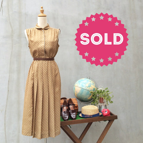 Neverland | Vintage 1960s peter pan Light tan polka dots Wheat print pleated dress