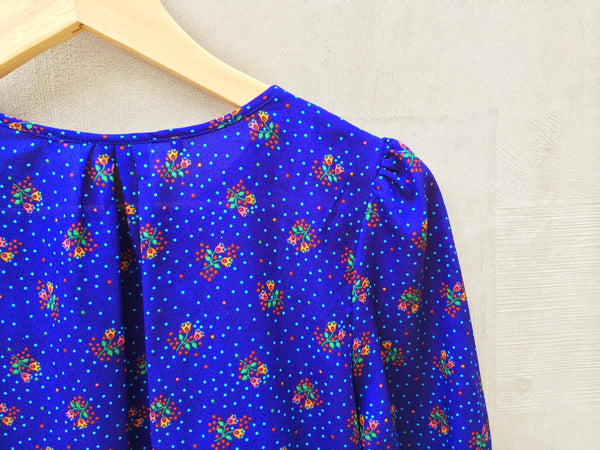 Floral Days | Retro 70s Small floral print Indigo blue Ruffle front Tunic Dress