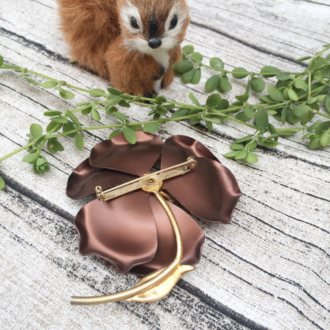 Gold Foil | Vintage 1960s 1970s metal chocolate brown floral brooch with gold stamens