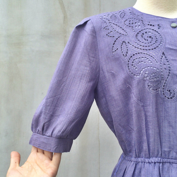 Lavender Lavish | Vintage 1950s Easy day dress with Embroidered details