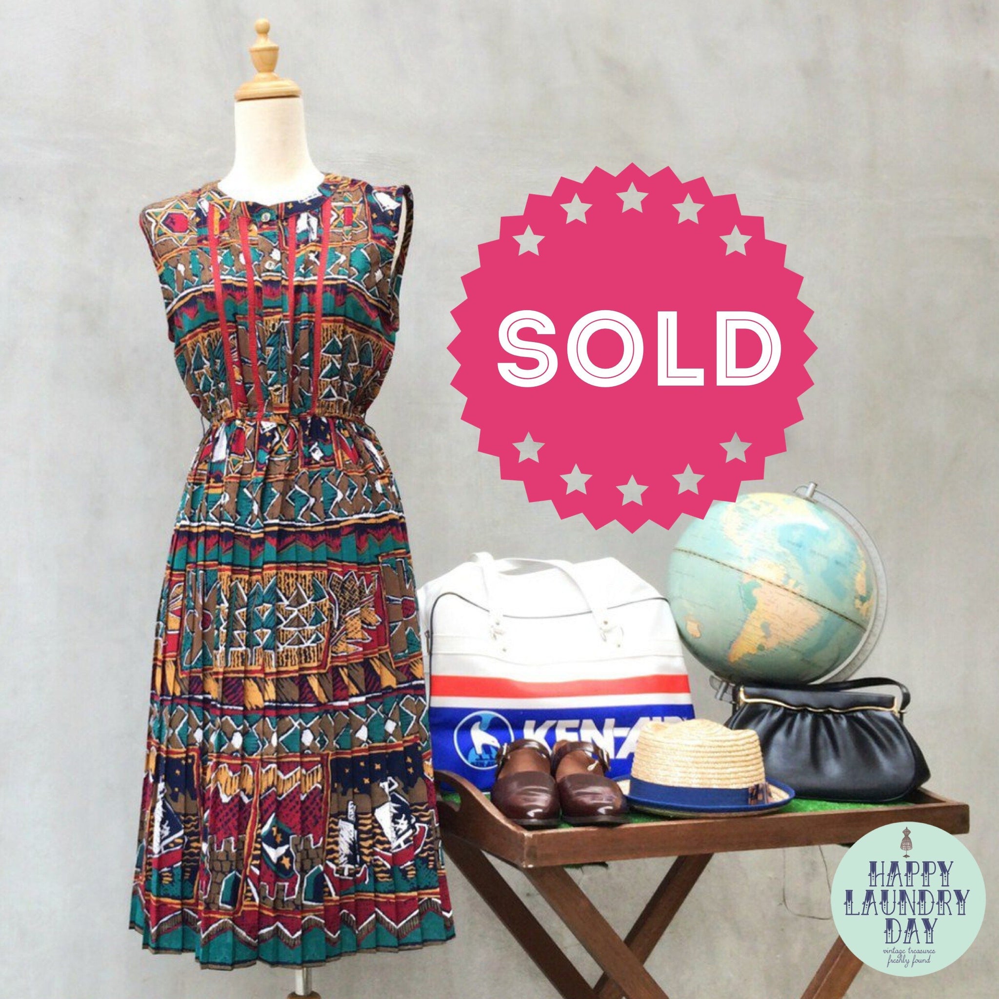 Hola! | 70s Vintage Feliz Navidad ethnic art print Dress