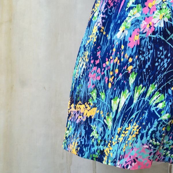 Come what may | Vintage 1960s 1970s Pollock inspired Artistic colourful print Shift dress
