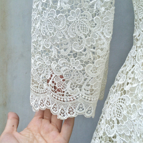 SALE! | Works of Lace | Vintage 1980s Full lacework Dinner Jacket with cute pearlised buttons